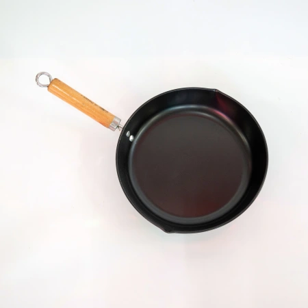 Japanese-style snow flat pot, tourmaline milk pot, non-stick pot, induction cooker, soup pot, baby food pot, household instant noodle small cooking pot Japanese-style snow flat pot, tourmaline milk pot, non-stick pot, induction cooker, soup pot, baby food pot, household instant noodle small cooking pot